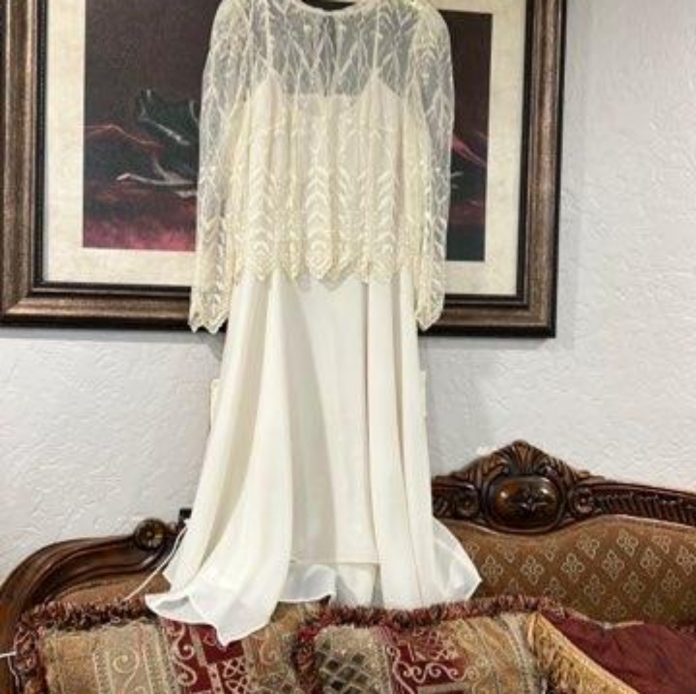 Vintage Dress Cachet